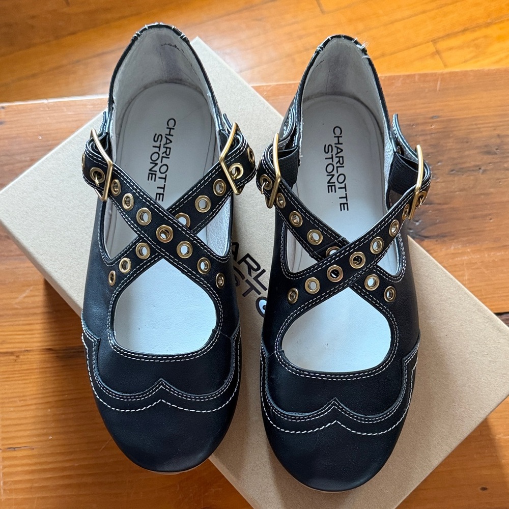 Charlotte Stone Pearl Flats